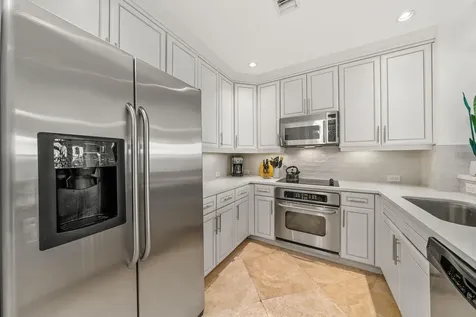 200 Ne 2nd Avenue Delray Beach FL 33444
