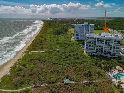 2800 N Highway A1a Hutchinson Island FL 34949