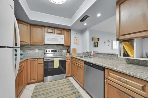 2800 N Highway A1a Hutchinson Island FL 34949
