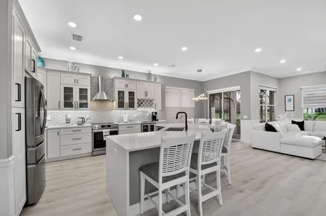 7821 Kingsley Palm Terrace Lake Worth FL 33467