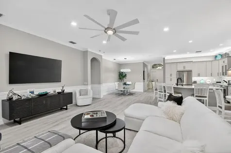 7821 Kingsley Palm Terrace Lake Worth FL 33467