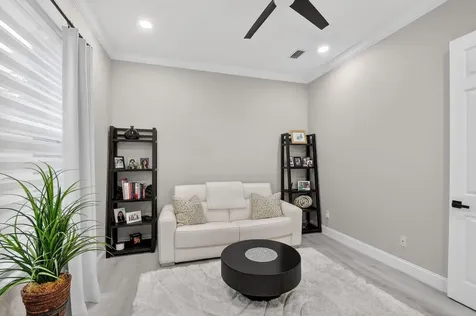 7821 Kingsley Palm Terrace Lake Worth FL 33467