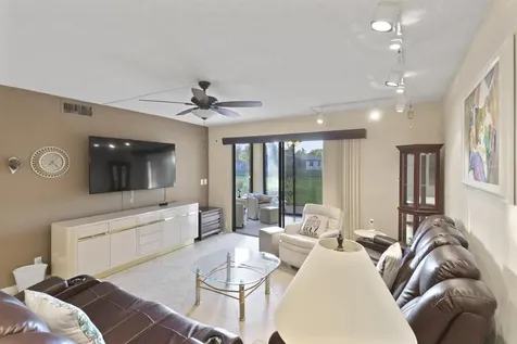 10155 Mangrove Drive Boynton Beach FL 33437