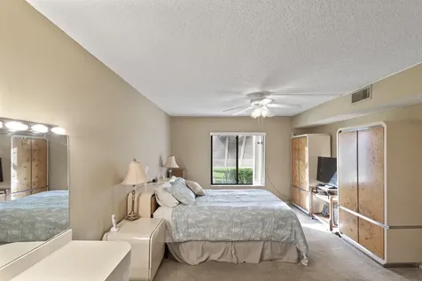 10155 Mangrove Drive Boynton Beach FL 33437