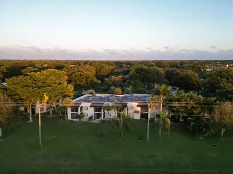 10155 Mangrove Drive Boynton Beach FL 33437