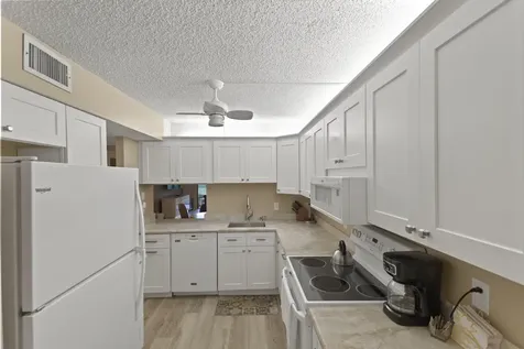 10155 Mangrove Drive Boynton Beach FL 33437