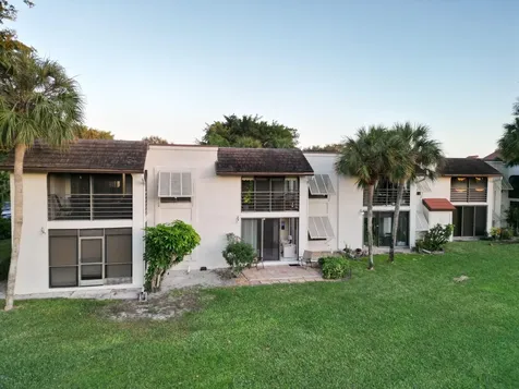 10155 Mangrove Drive Boynton Beach FL 33437