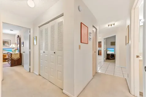 3385 Jog Park Drive Greenacres FL 33467
