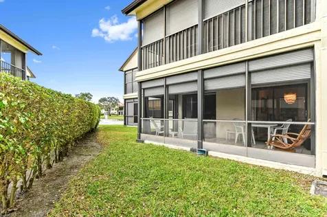 3385 Jog Park Drive Greenacres FL 33467