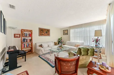 3385 Jog Park Drive Greenacres FL 33467