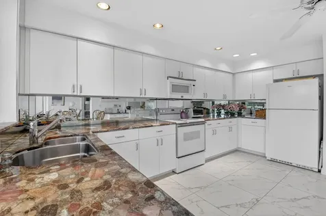 19620 Sawgrass Circle Boca Raton FL 33434