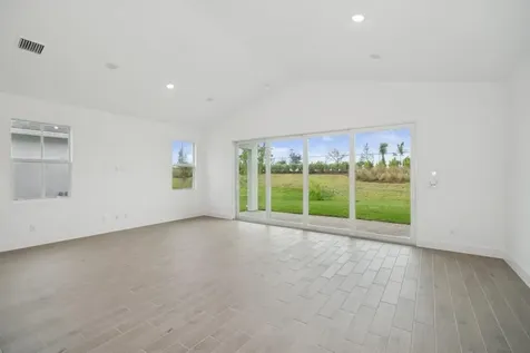 10082 Nw Dreamweaver Road Port Saint Lucie FL 34987