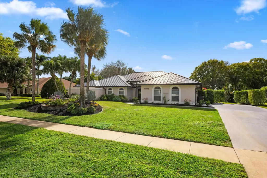 15495 Meadow Wood Drive Wellington FL 33414