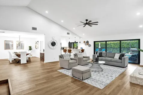 2413 Nw 40th Circle Boca Raton FL 33431