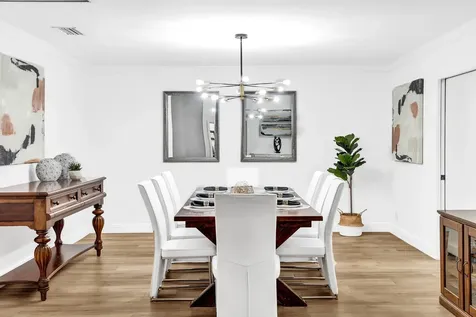 2413 Nw 40th Circle Boca Raton FL 33431