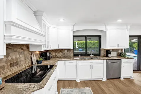 2413 Nw 40th Circle Boca Raton FL 33431