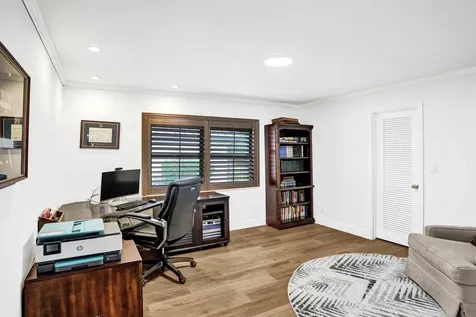 2413 Nw 40th Circle Boca Raton FL 33431