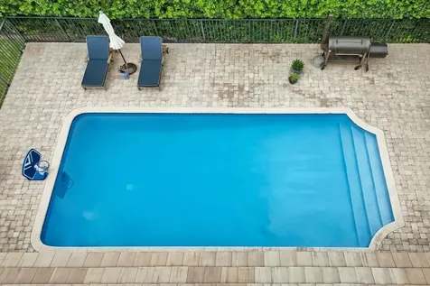 2413 Nw 40th Circle Boca Raton FL 33431