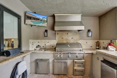 2413 Nw 40th Circle Boca Raton FL 33431