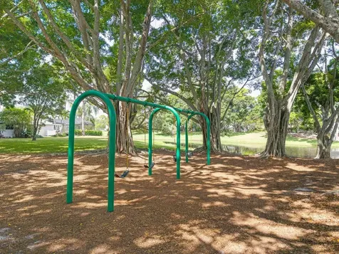 2413 Nw 40th Circle Boca Raton FL 33431