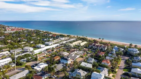 7 Fayette Drive Ocean Ridge FL 33435