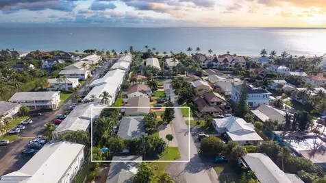 7 Fayette Drive Ocean Ridge FL 33435