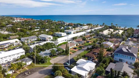 7 Fayette Drive Ocean Ridge FL 33435