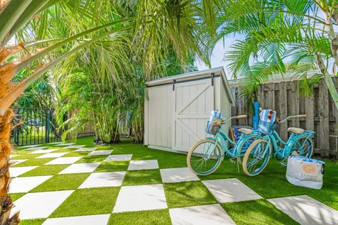 7 Fayette Drive Ocean Ridge FL 33435