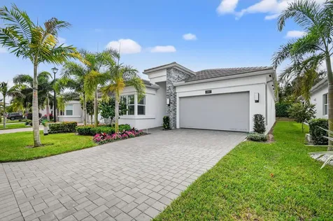 9352 Great Springs Drive Boynton Beach FL 33473