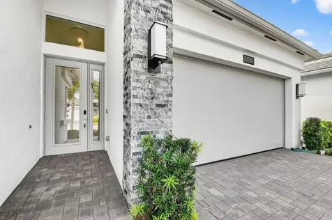 9352 Great Springs Drive Boynton Beach FL 33473