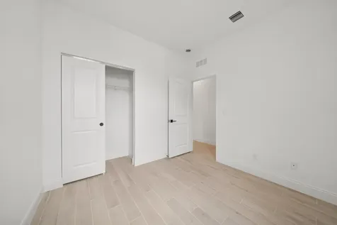 6204 Nw Tuckaway Avenue Port Saint Lucie FL 34987