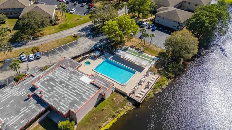 33 Lake Vista Trail Port Saint Lucie FL 34952