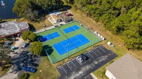33 Lake Vista Trail Port Saint Lucie FL 34952