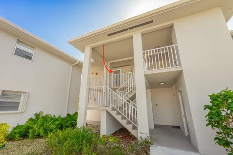 33 Lake Vista Trail Port Saint Lucie FL 34952