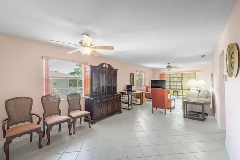33 Lake Vista Trail Port Saint Lucie FL 34952