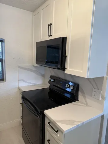 410 N Federal Highway Deerfield Beach FL 33441