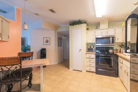14 Jacaranda Lane Port Saint Lucie FL 34952