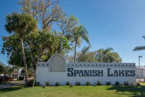 14 Jacaranda Lane Port Saint Lucie FL 34952