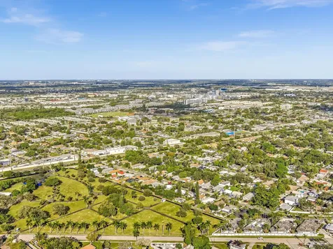 258 Sw 8th Street Dania Beach FL 33004