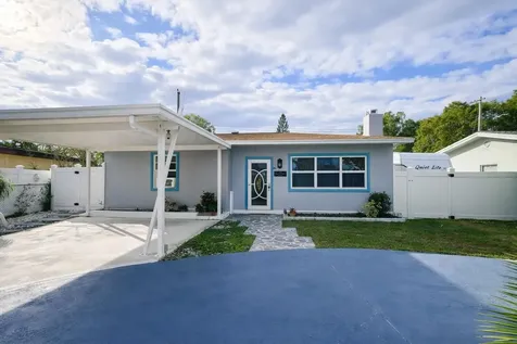 5823 Churchill Circle West Palm Beach FL 33405