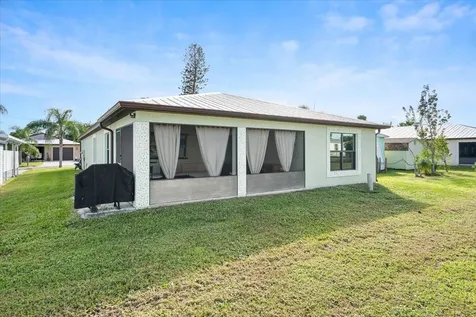 55 Golf Drive Port Saint Lucie FL 34952