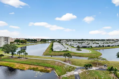 6866 Huntington Lane Delray Beach FL 33446