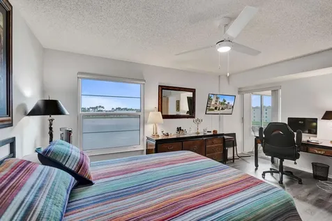 6096 Huntwick Terrace Delray Beach FL 33484