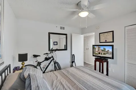 6096 Huntwick Terrace Delray Beach FL 33484