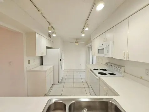 9963 Seacrest Circle Boynton Beach FL 33437