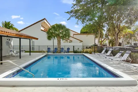6850 Nw 2nd Avenue Boca Raton FL 33487