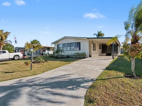 7843 Se Saratoga Drive Hobe Sound FL 33455