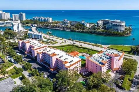 1040 Banyan Road Boca Raton FL 33432