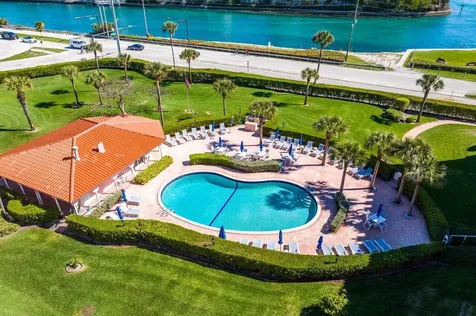 1040 Banyan Road Boca Raton FL 33432