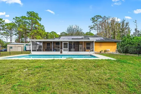 2195 F Road Loxahatchee Groves FL 33470